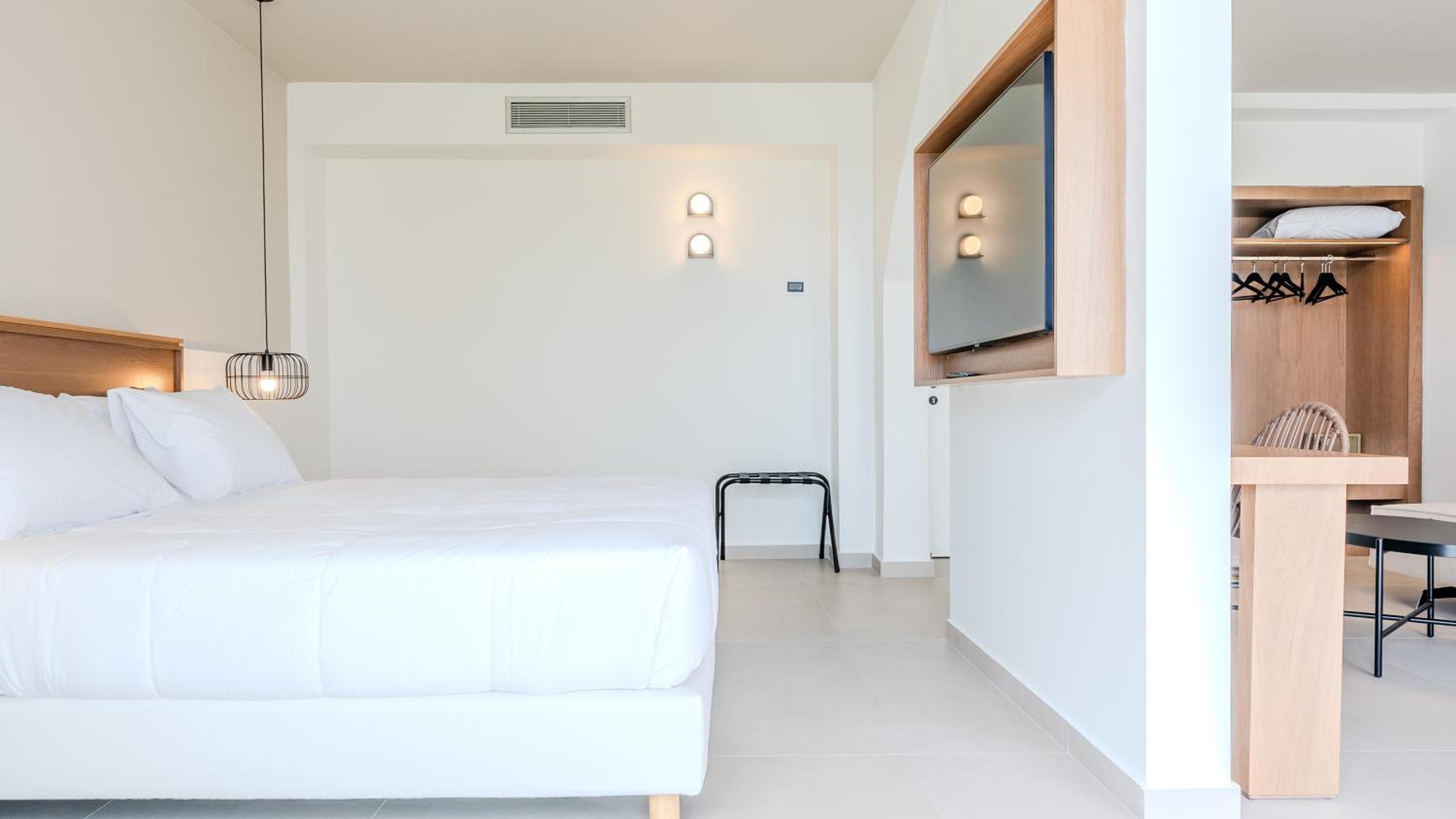 1 Bedroom, Premium, Suite, Sea View, Iolida Corfu Resort & Spa by Smile Hotels 4/10