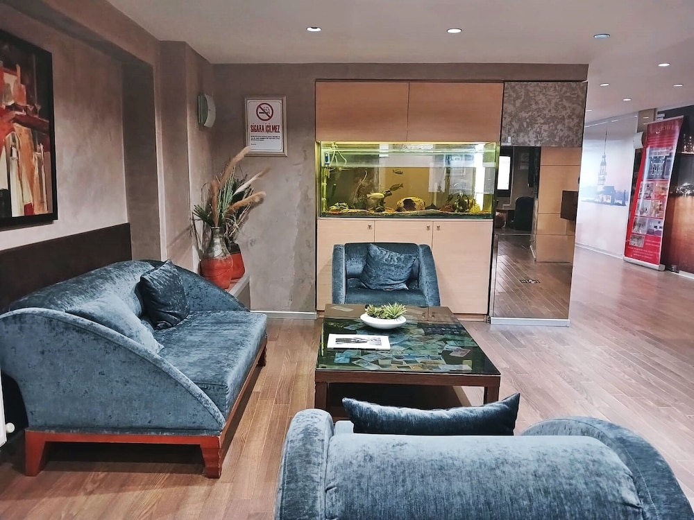 Sureyya Hotel 35/50