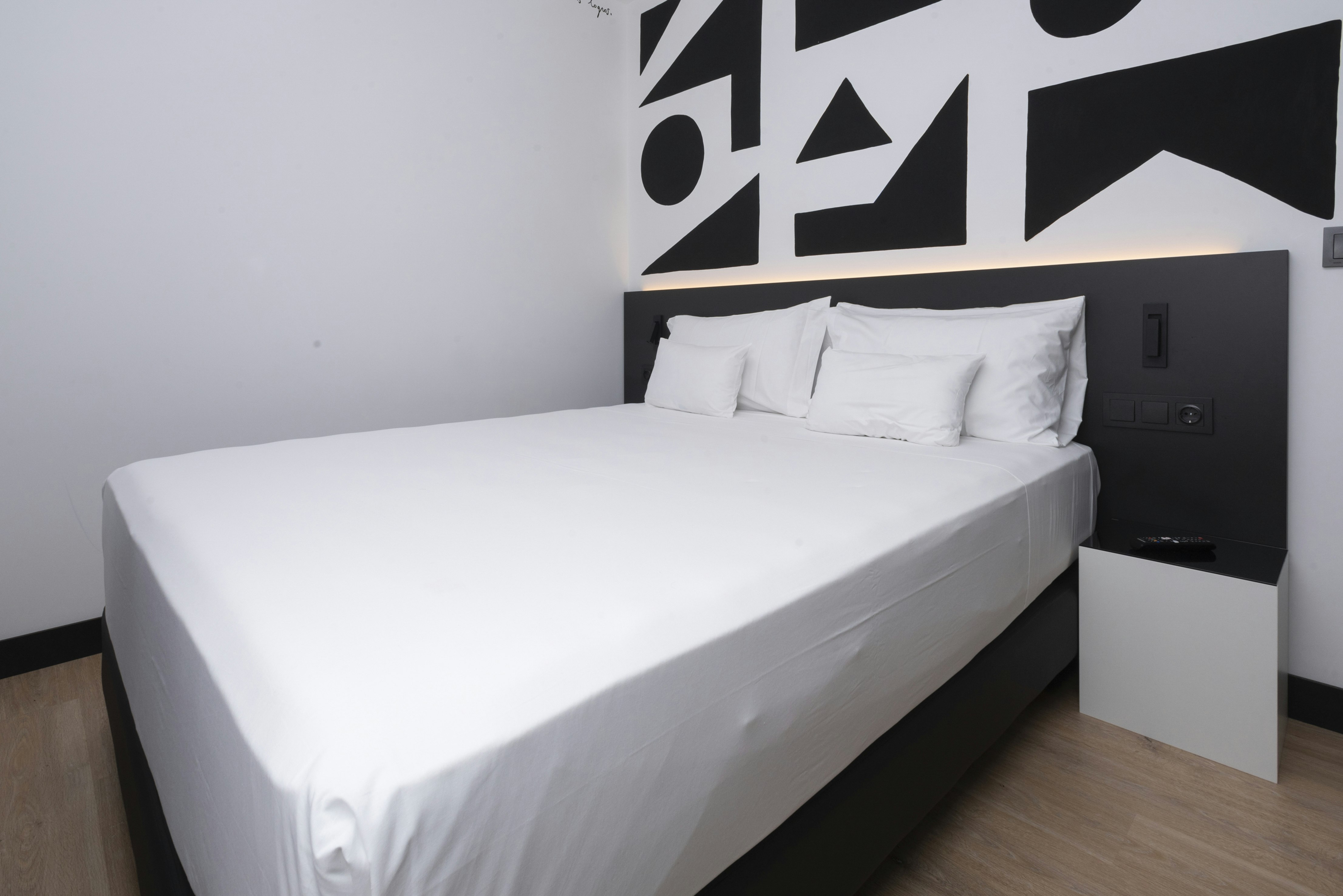 Hotel Sercotel Plana Suites 17/53