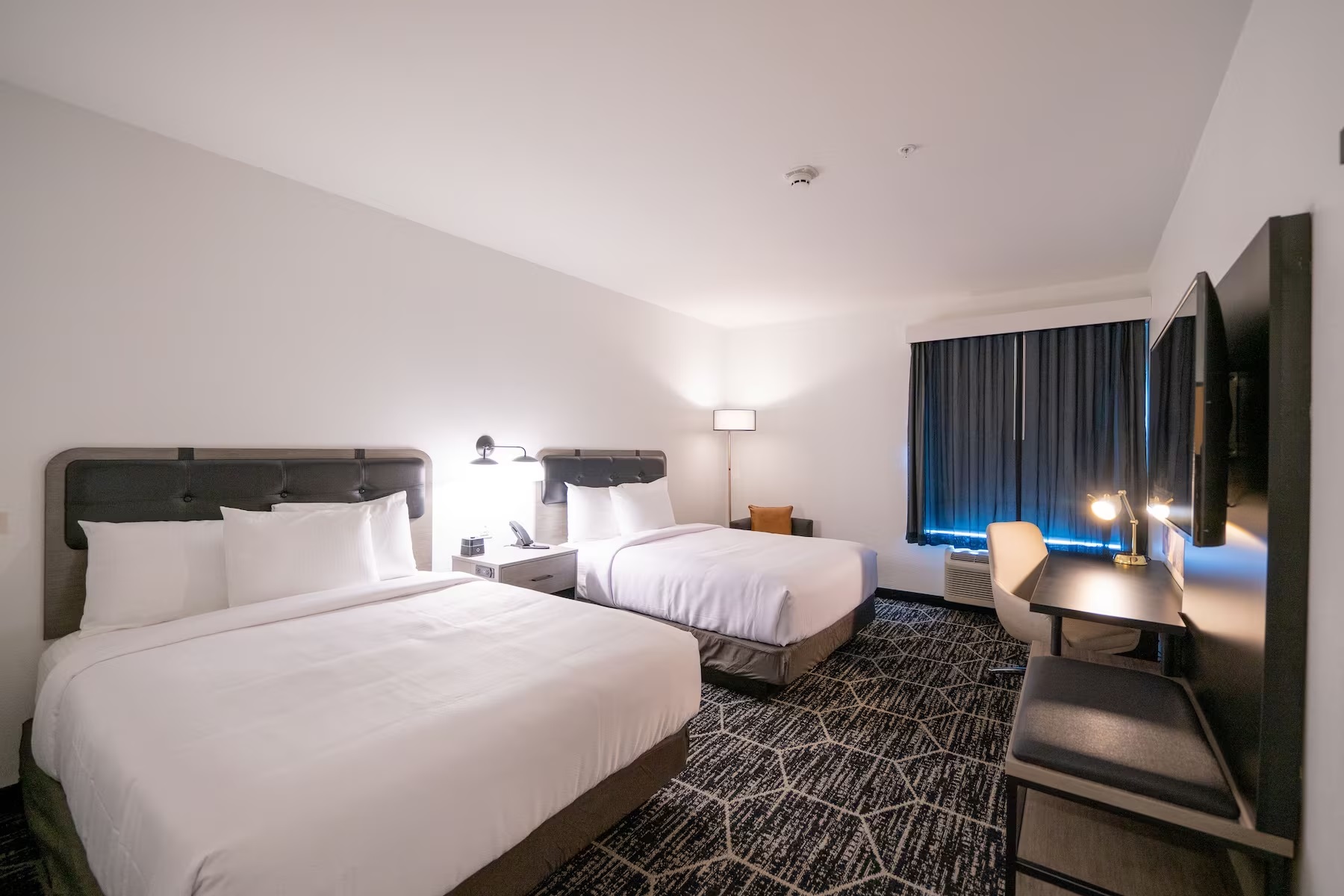 ROOM, 2 QUEEN BEDS