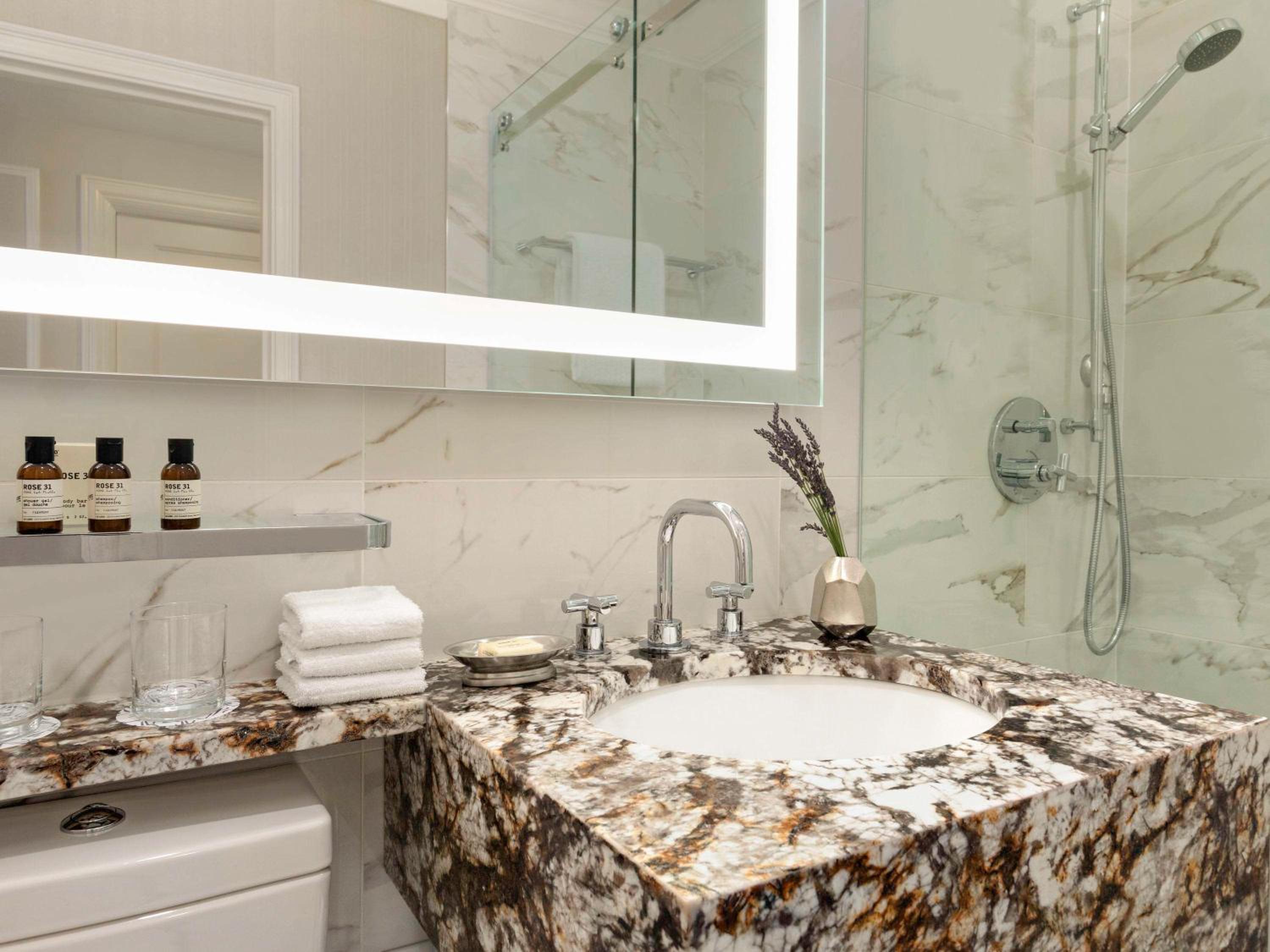 Fairmont, King Bed, 2 Queen Beds، Fairmont Hotel Vancouver 5/5