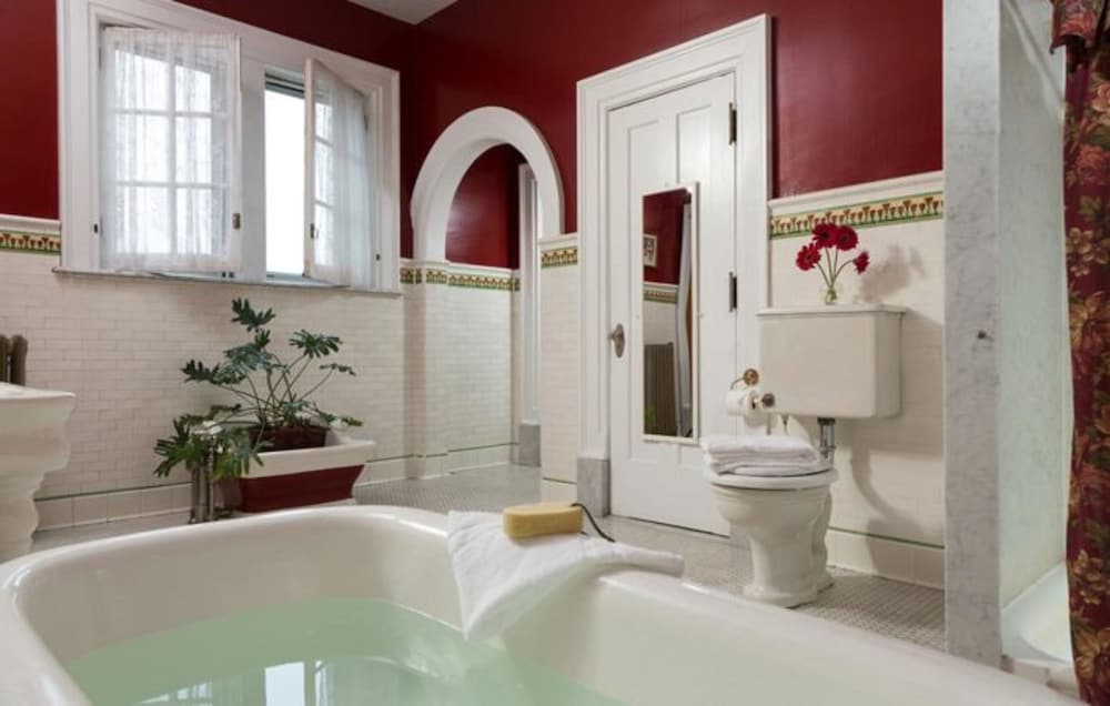 The Mercersburg Inn 37/58