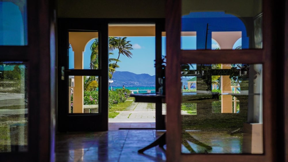 Anguilla Great House Beach Resort 32/33