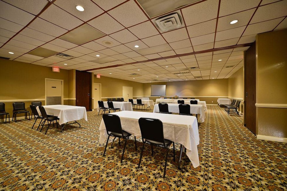 Best Western Airport 19/23