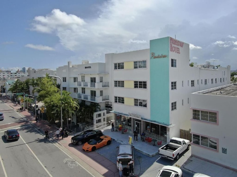 Ocean Beach Suites 13/25