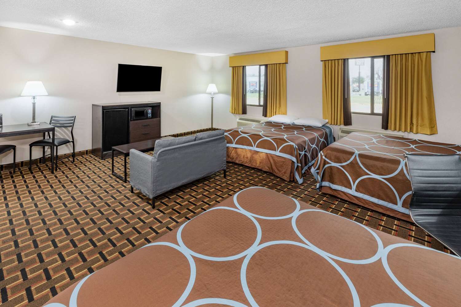 Super 8 by Wyndham League City 29/46