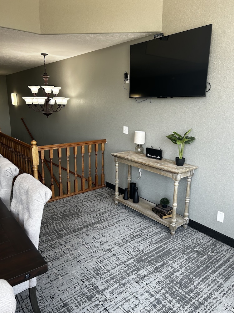 Victorian Inn 40/55