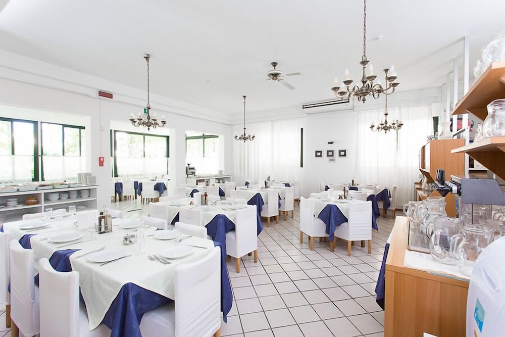 Hotel Kristalex 34/45