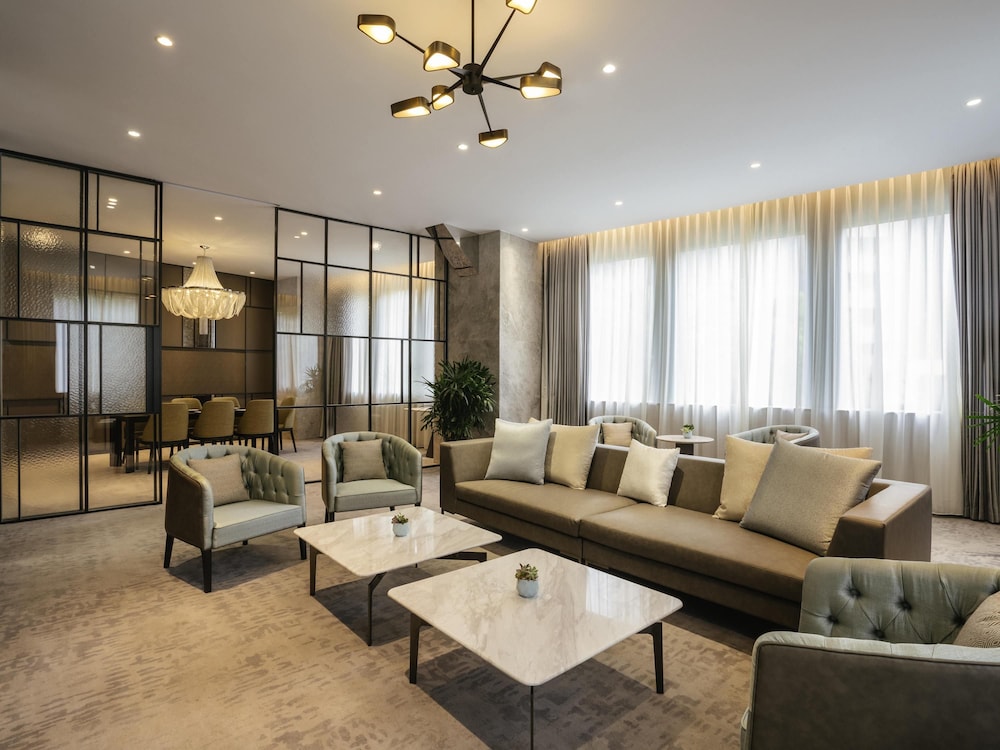 Grand Mercure Shanghai Hongqiao 52/79