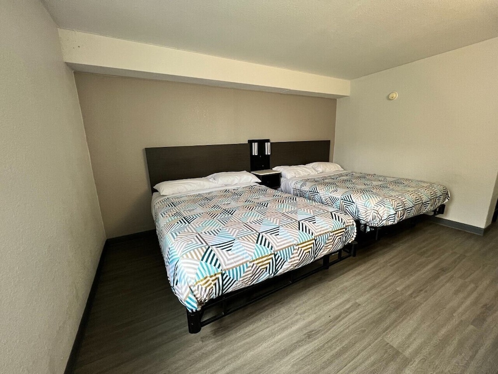 Motel6 Council Bluffs, IA - Omaha East 33/68