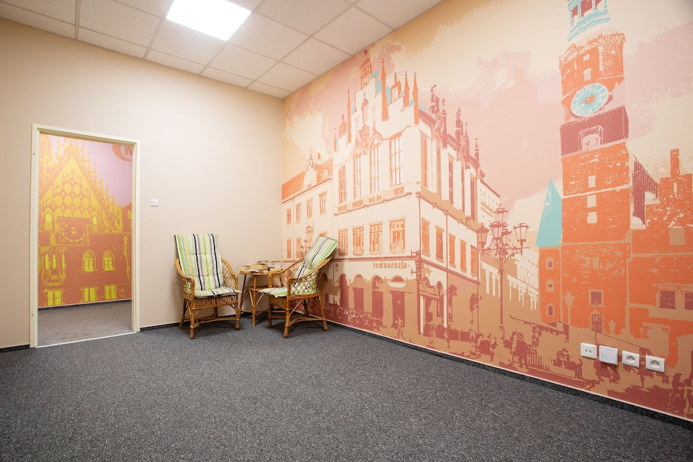 Moon Hostel Wroclaw 24/36