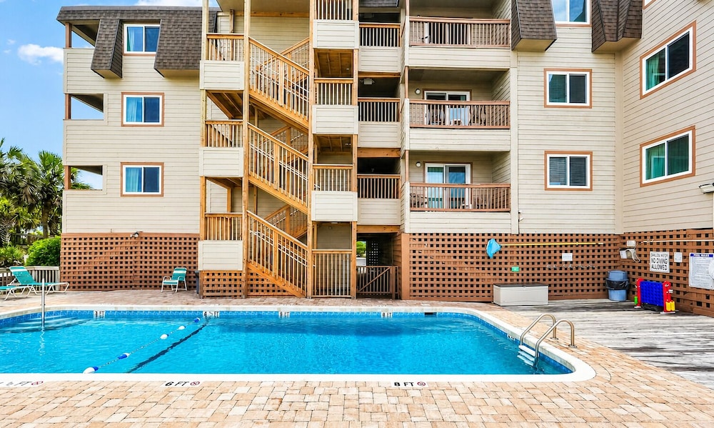 Ocean Forest Colony 10/54