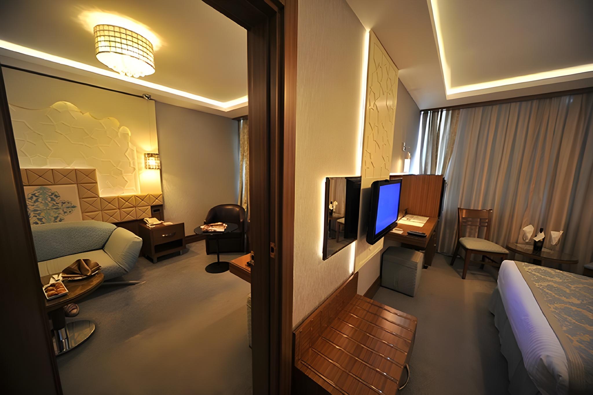جناح بسرير مزدوج مع أريكة، Grand Star Hotel Bosphorus 2/2