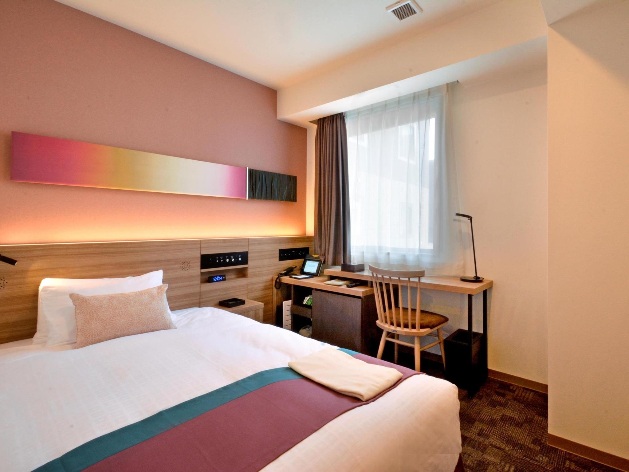 Semi Room, Superior, Single, Semi Double Bed