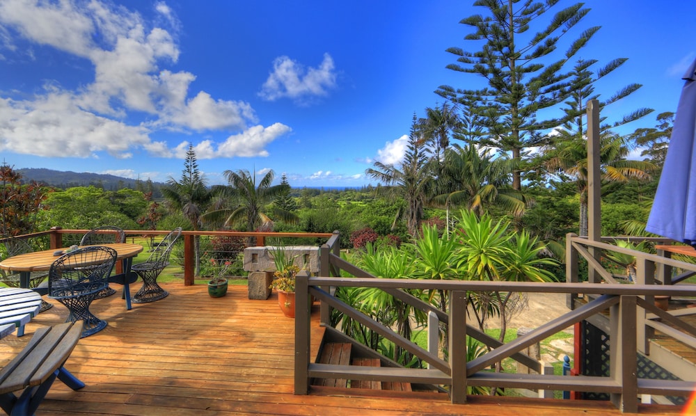 A-Frame Chalets Mokutu 24/28