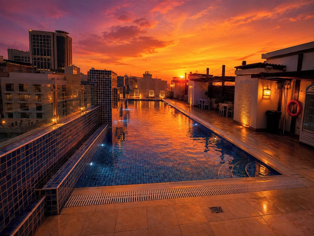Tulip Hotel Apartment Bur Dubai 81/86