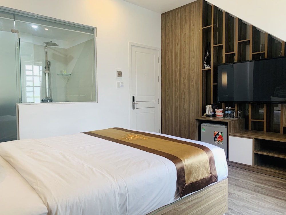 Nice Hue Hotel 30/50