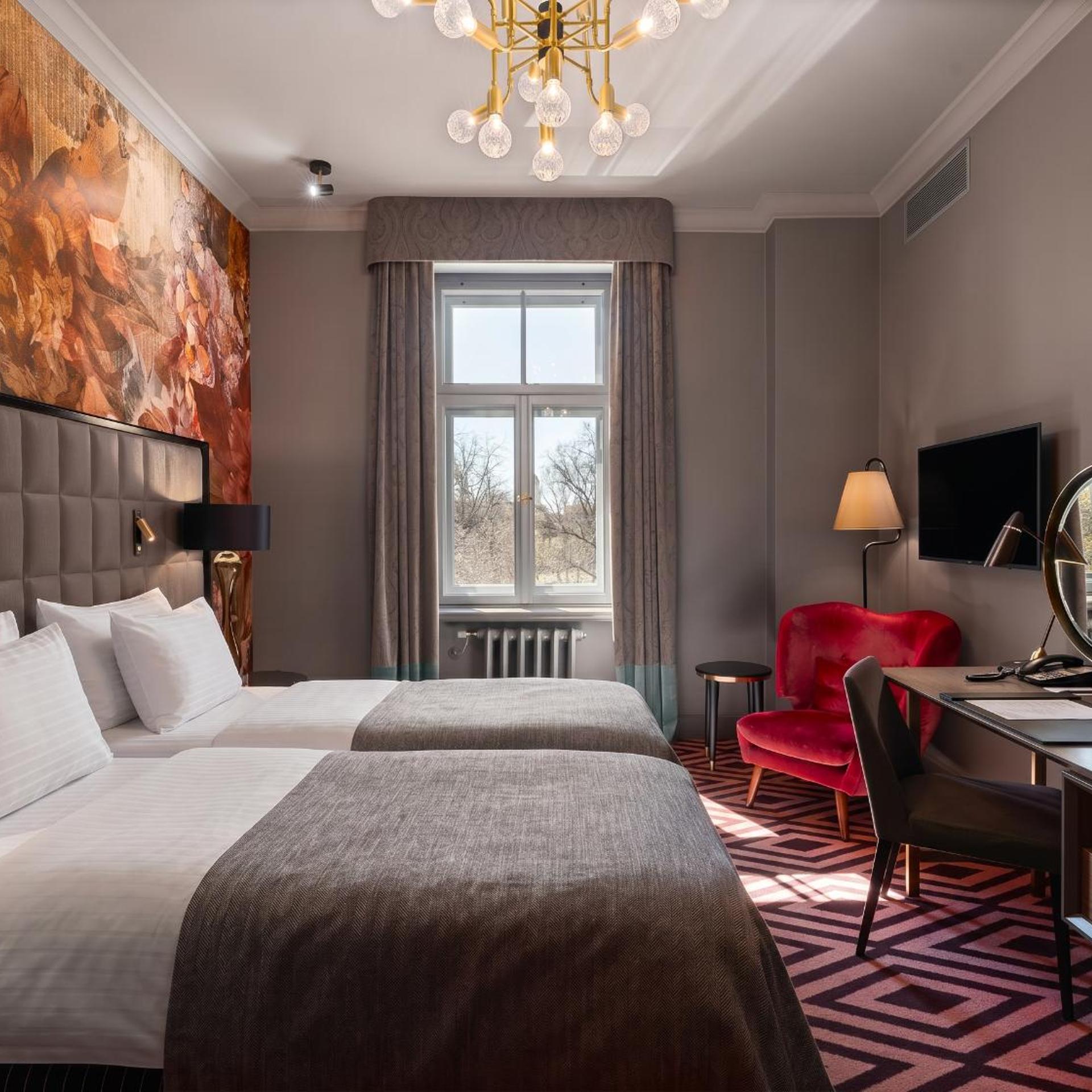 Premium, Twin Beds, Park View