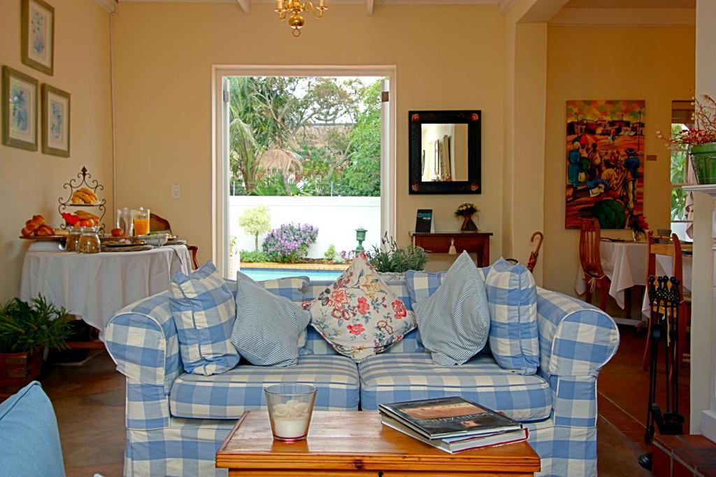 Morningside Cottage 20/28
