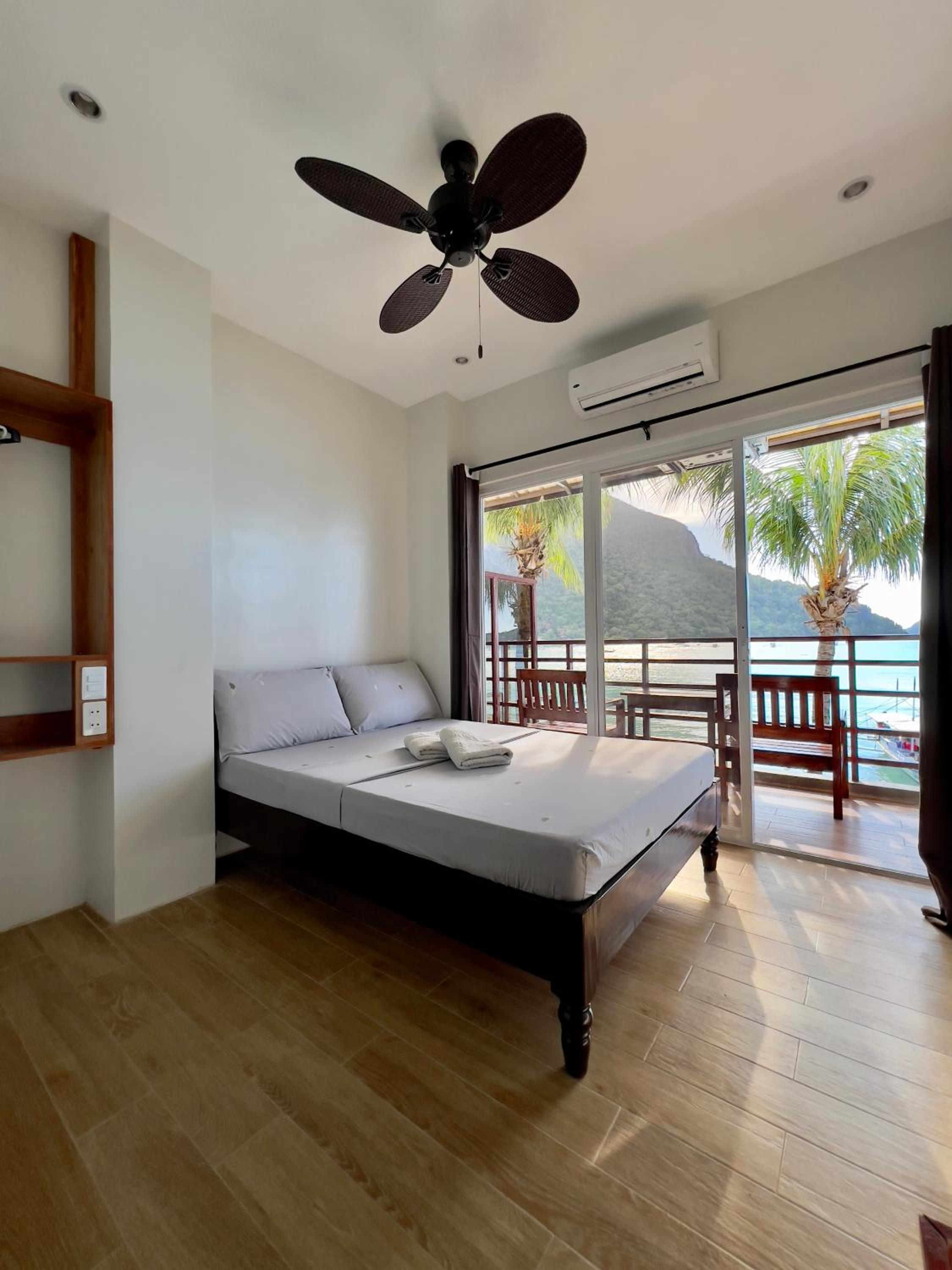 Room, Double Bed, Sea View, Balcony