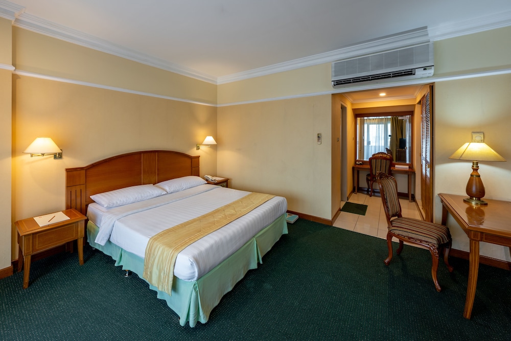 Hotel Marcopolo Jakarta 27/83