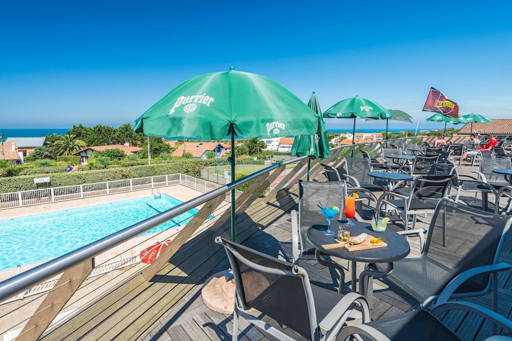 Azureva Anglet 48/59