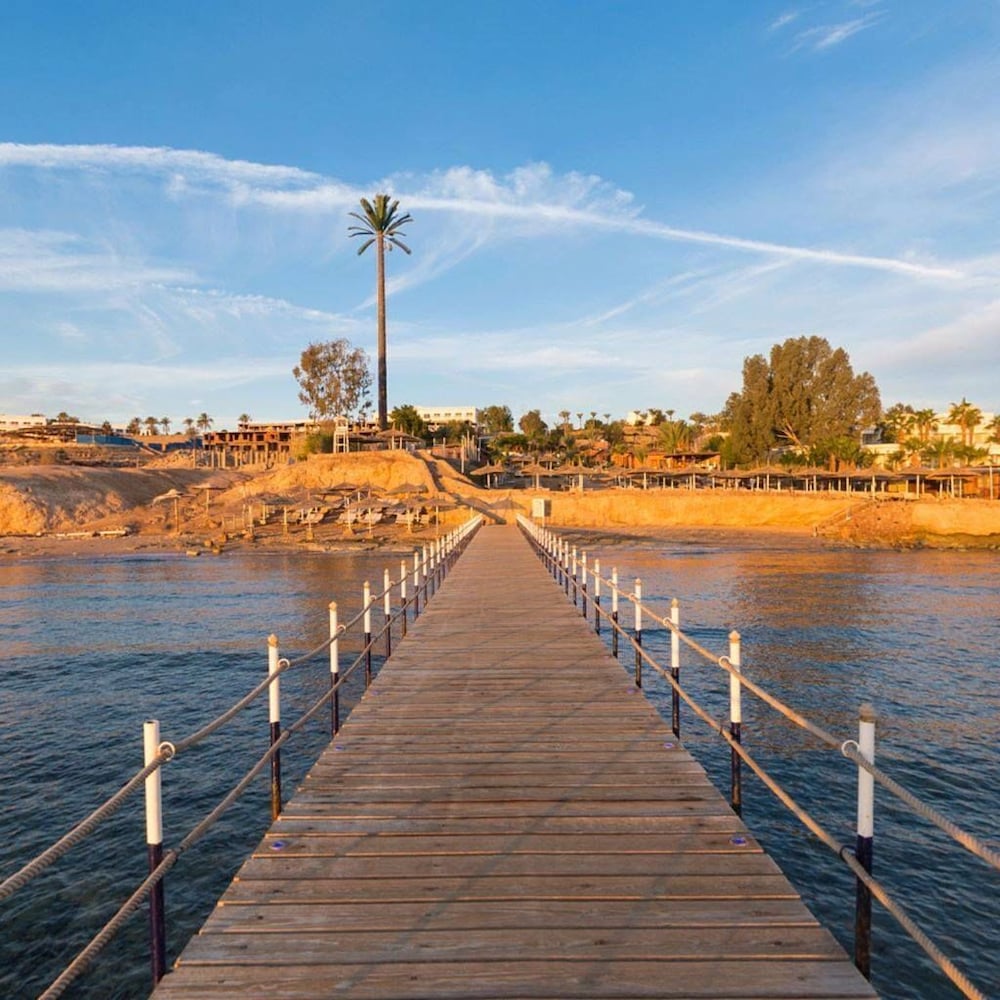 Xperience Hill-Top Beach Resort 20/22