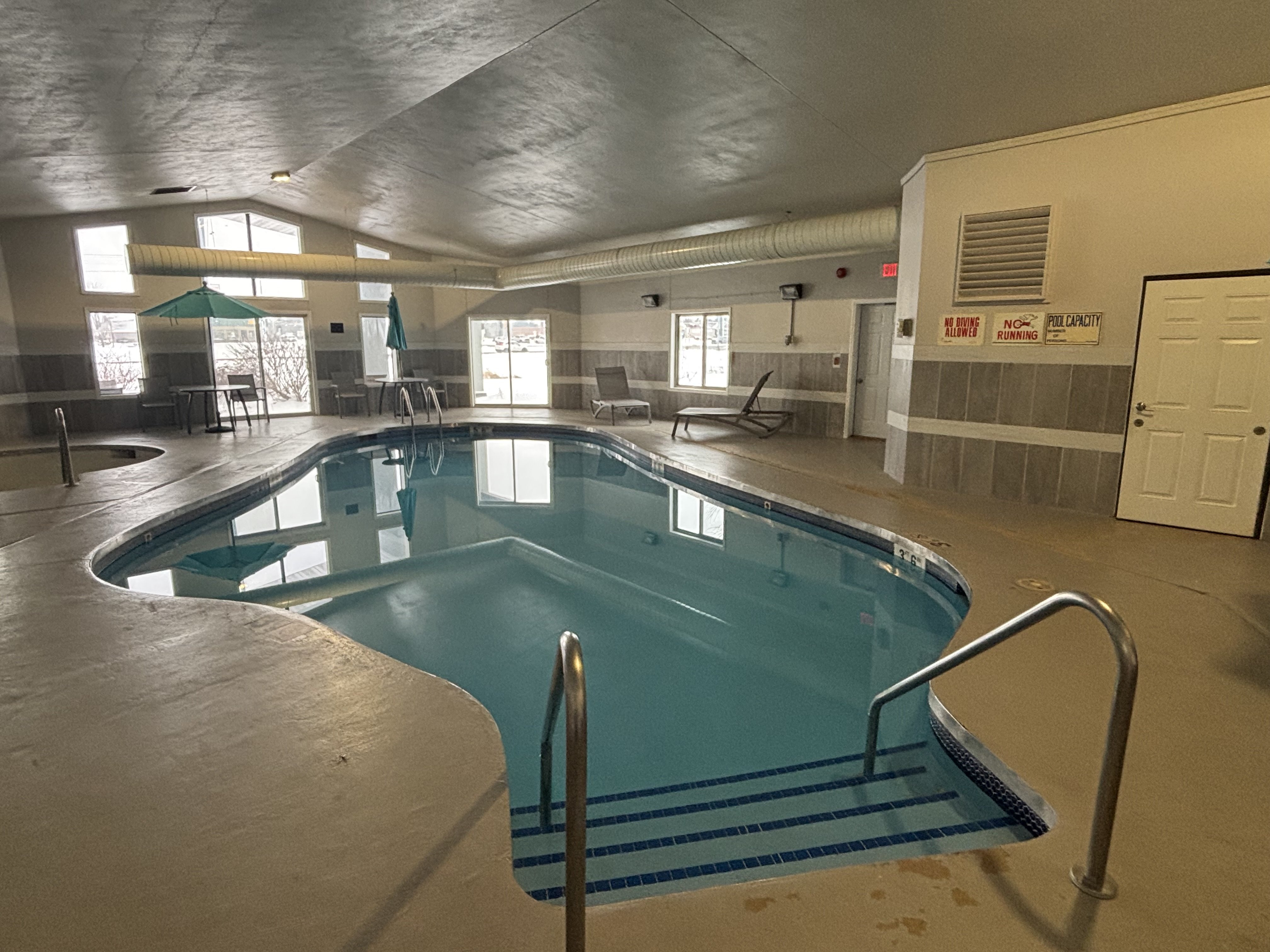 Red Roof Inn & Suites Tomah 26/57