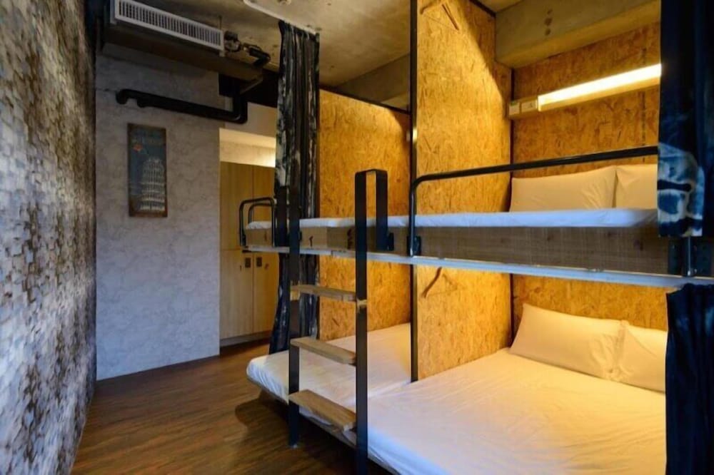Private, Double and Bunk Bed, Bunk Bed 2/5