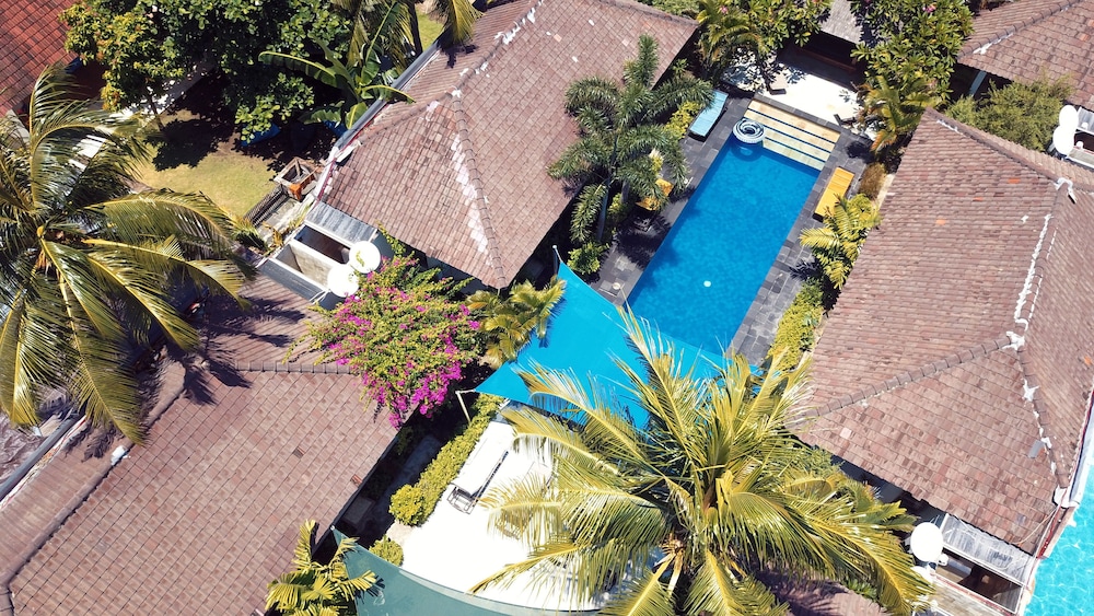 Gili Palms Resort 61/67