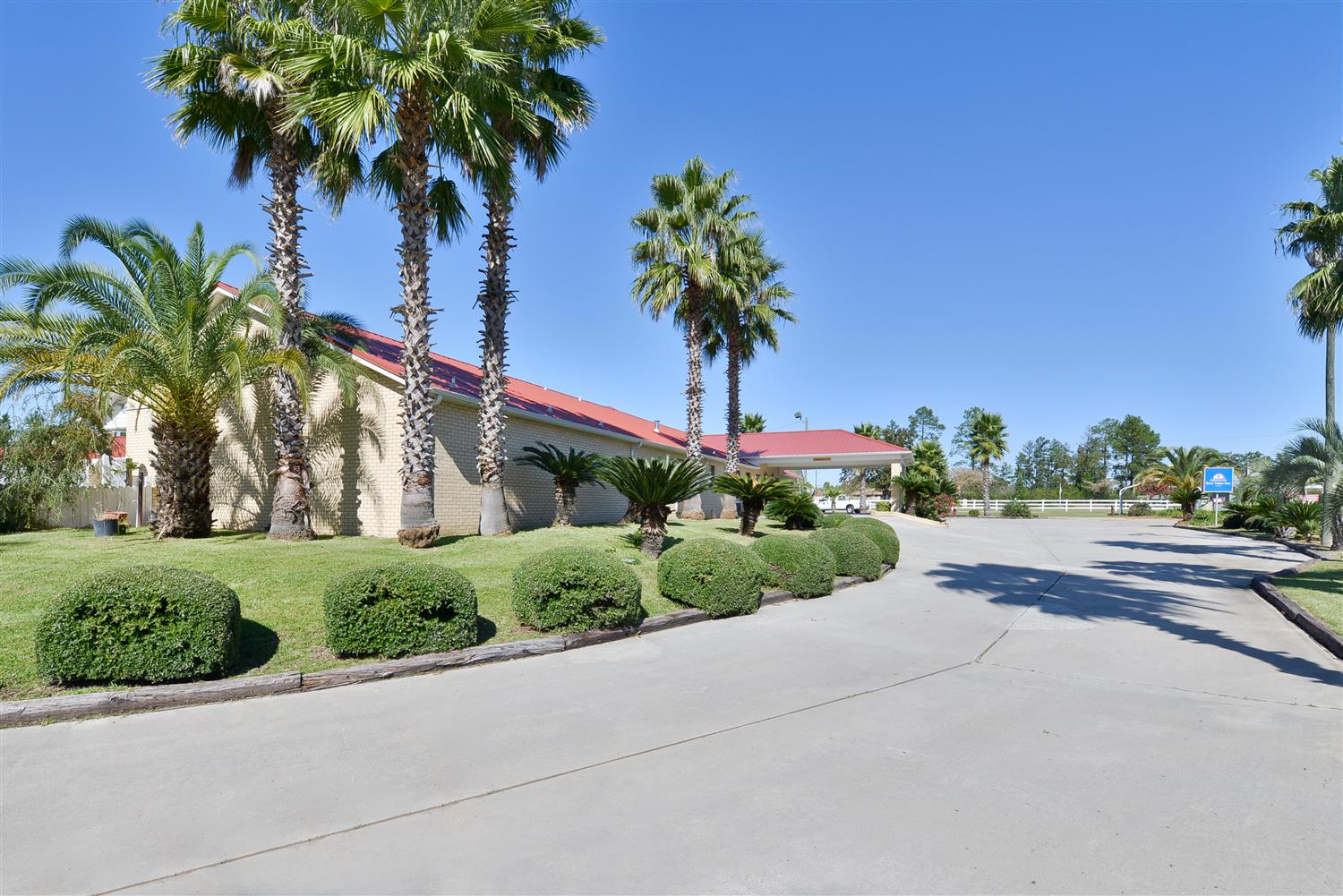 Americas Best Value Inn Hazlehurst Ga 25/26