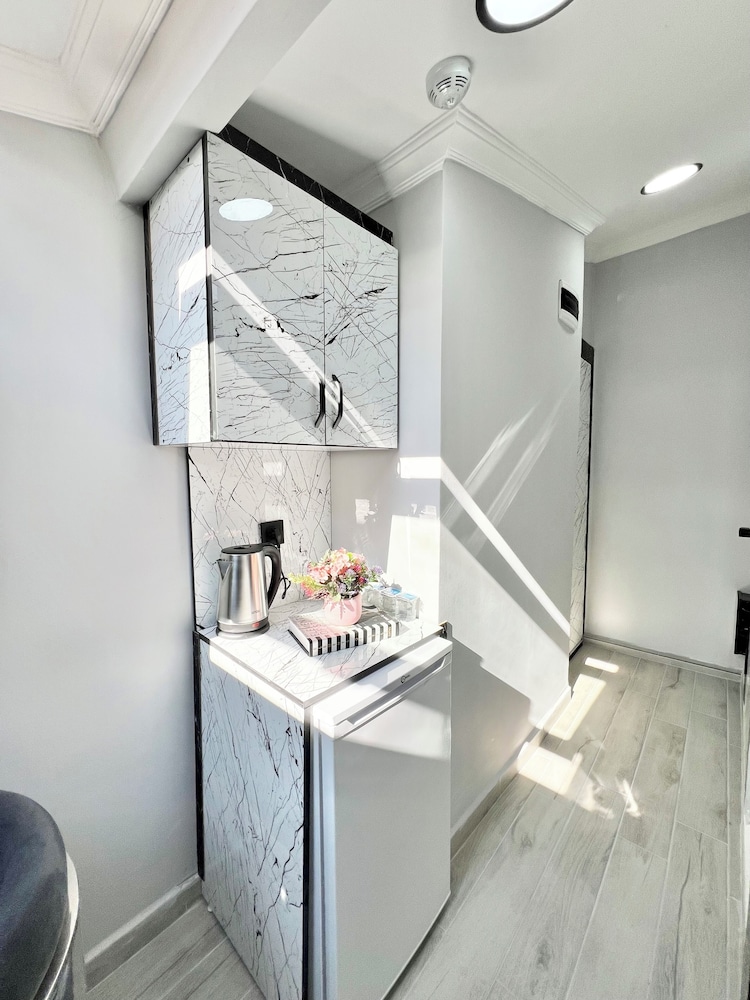 Taksim Larissa Hotel 5/50