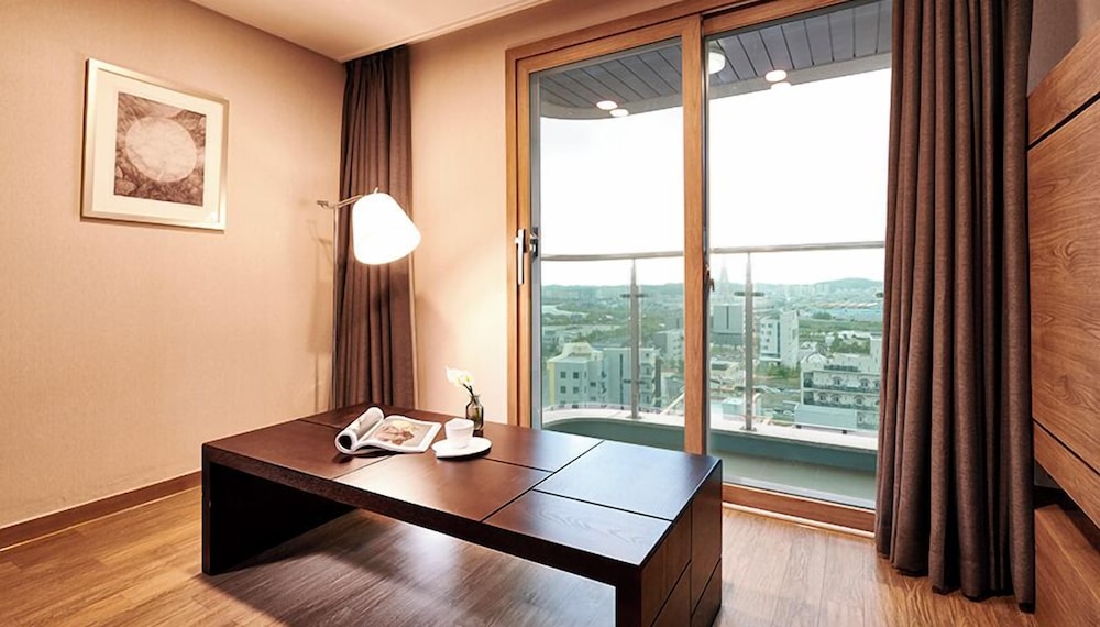 New Raon Stay Hotel 50/50