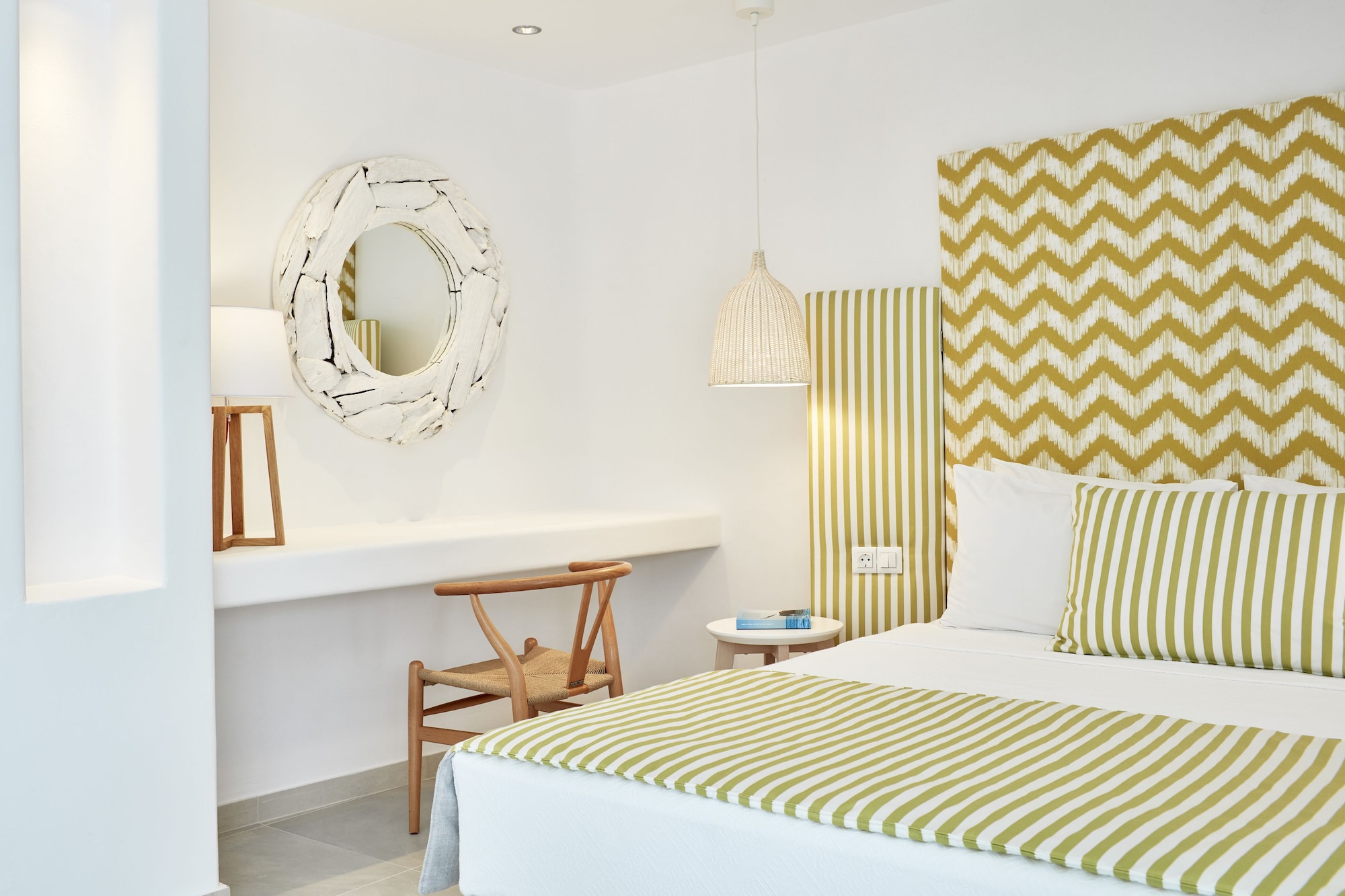 DELUXE, SUITE, SEA VIEW, INDOOR JETTED TUB