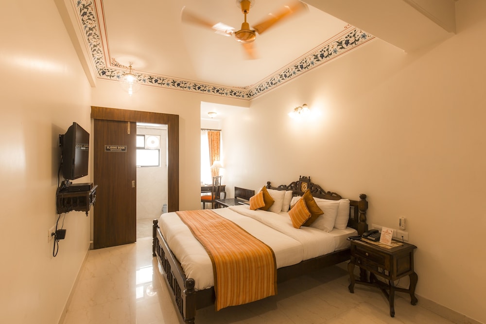 Hotel Umaid Residency 20/34