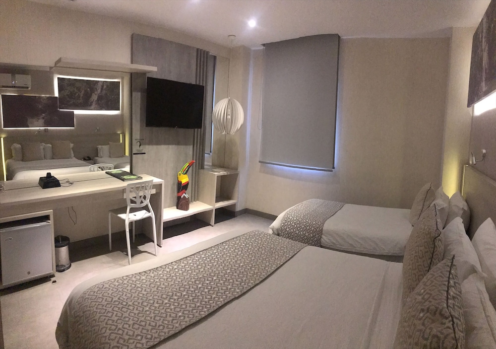 Perla Suite Hotel 7/64