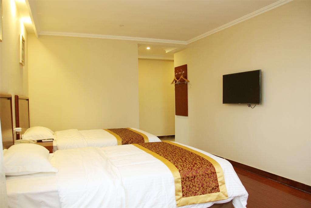 GREENTREE INN NANTONG HAIAN MINGZHU CITY EXPRESS HOTEL 9/29