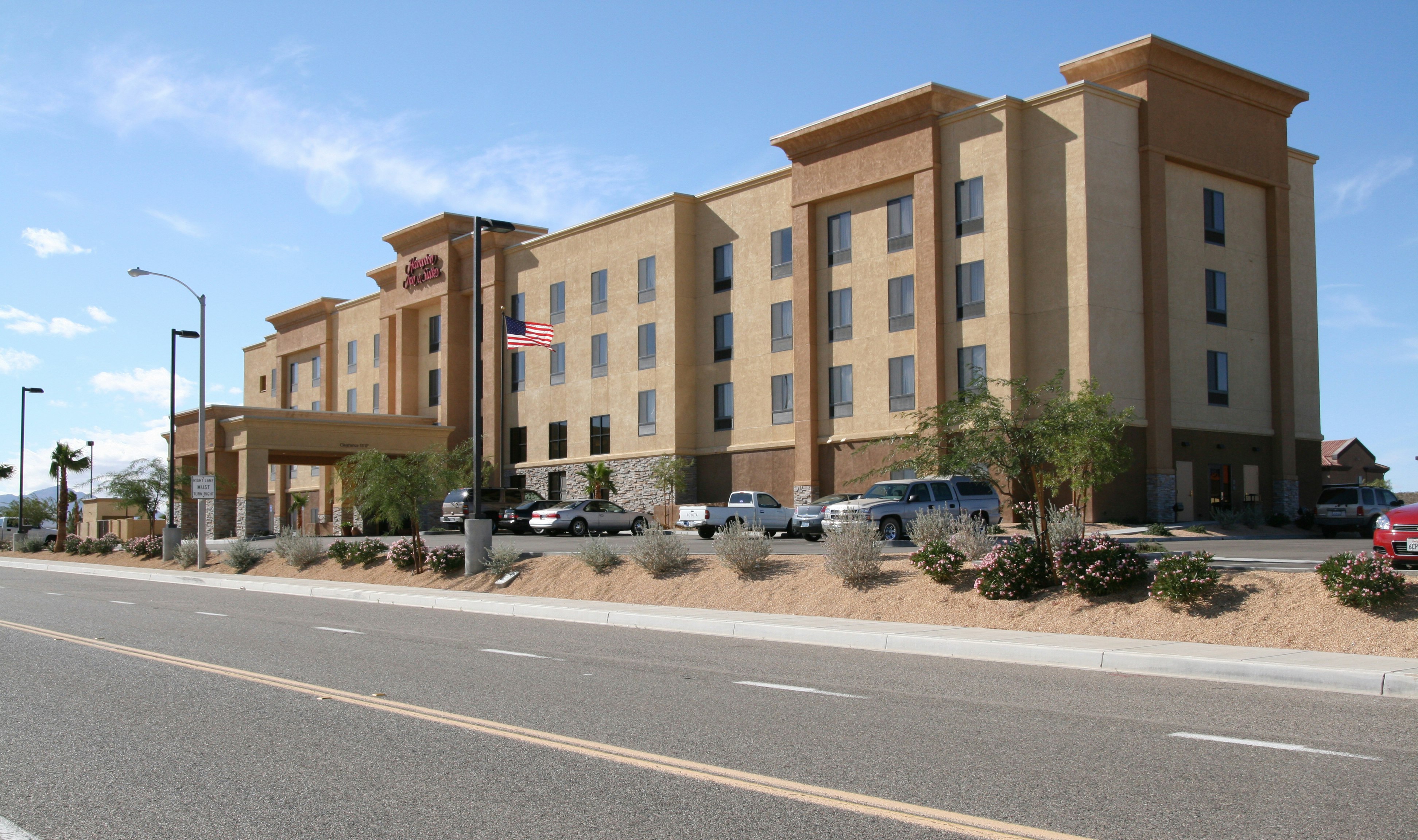 Hampton Inn And Suites Barstow 39/43