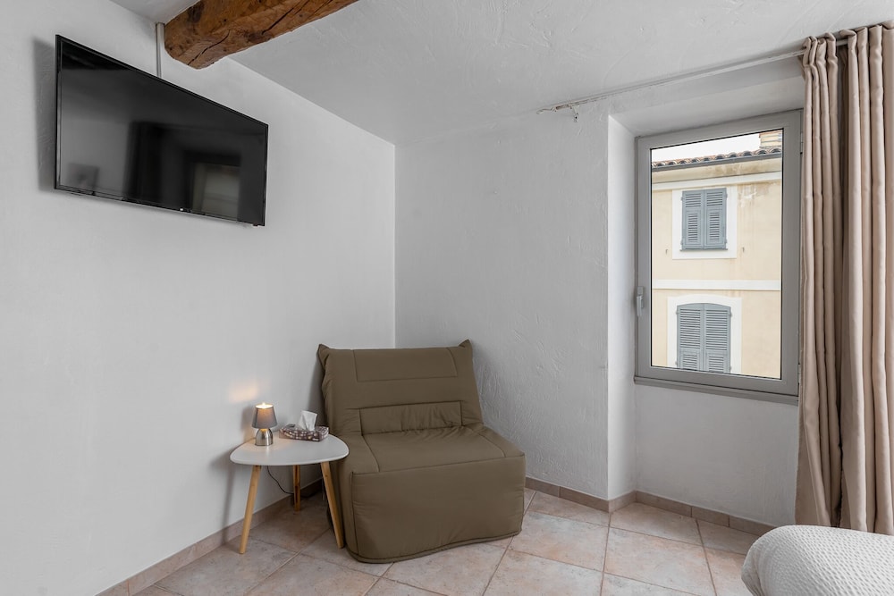 Maison Carles Bnb 34/55