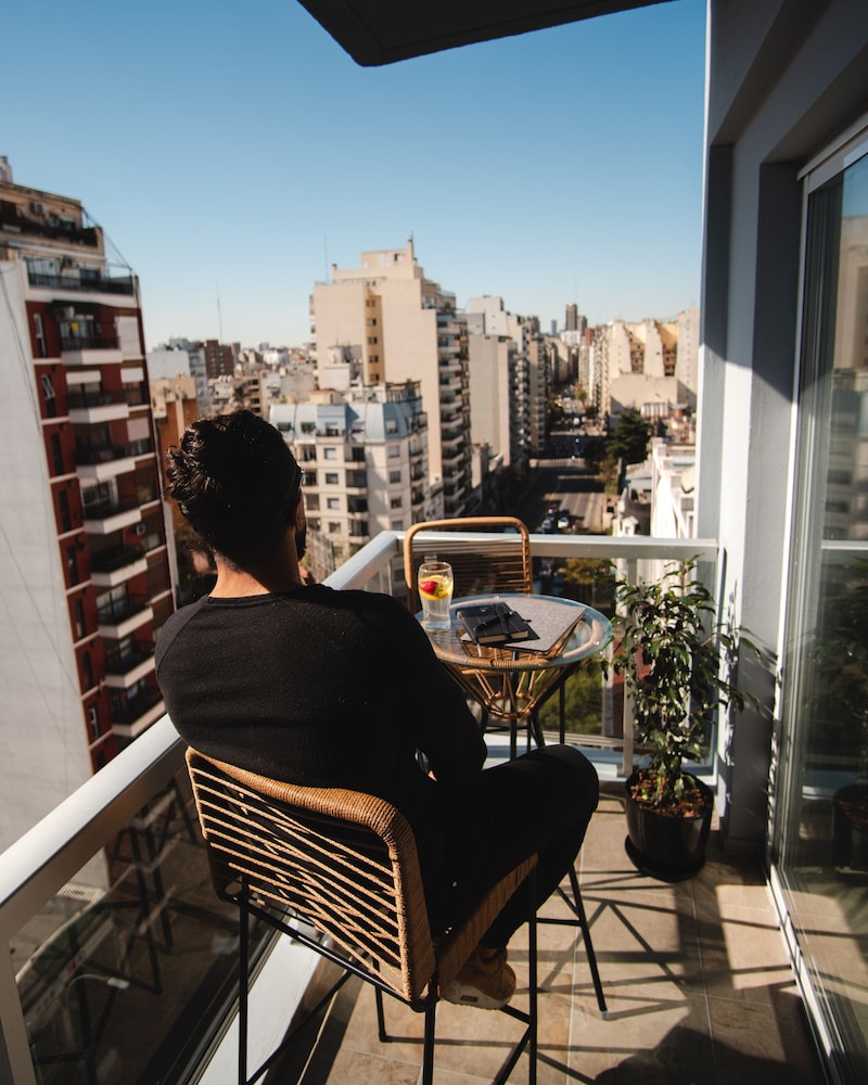 ISI BAIRES APART & SUITES 40/68
