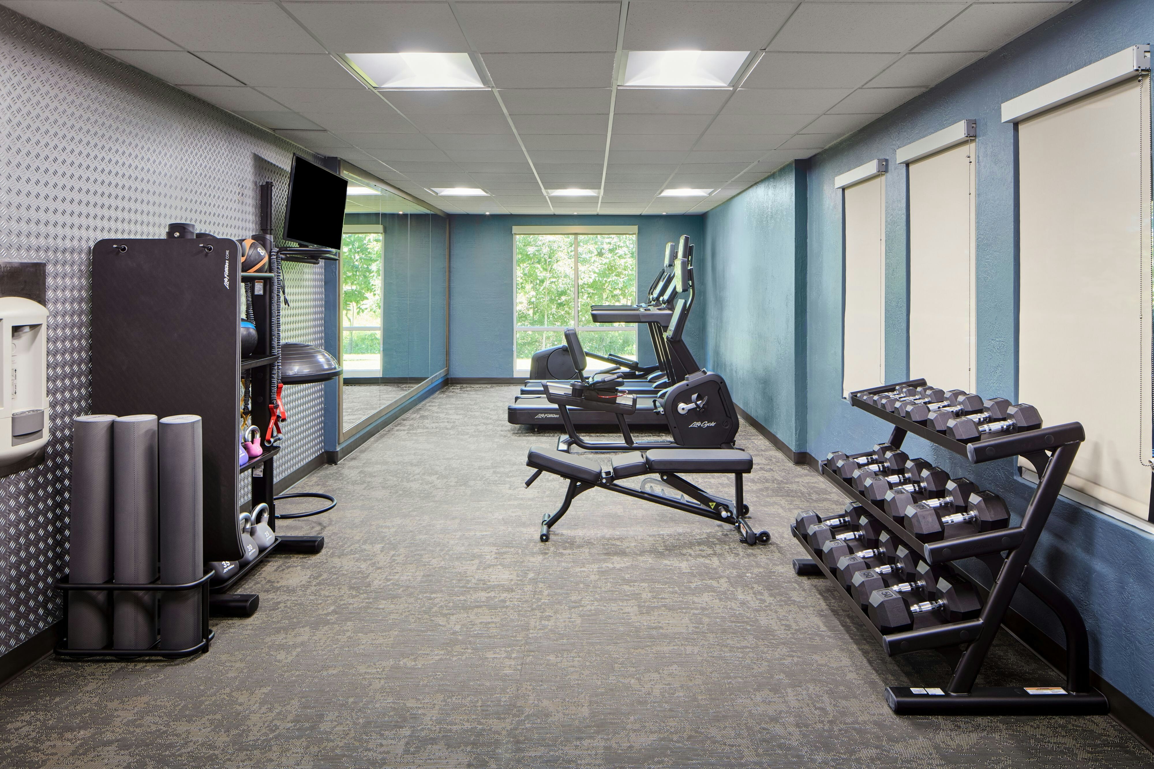 Fairfield Inn Suites By Marriott Cleveland Avon 10/22