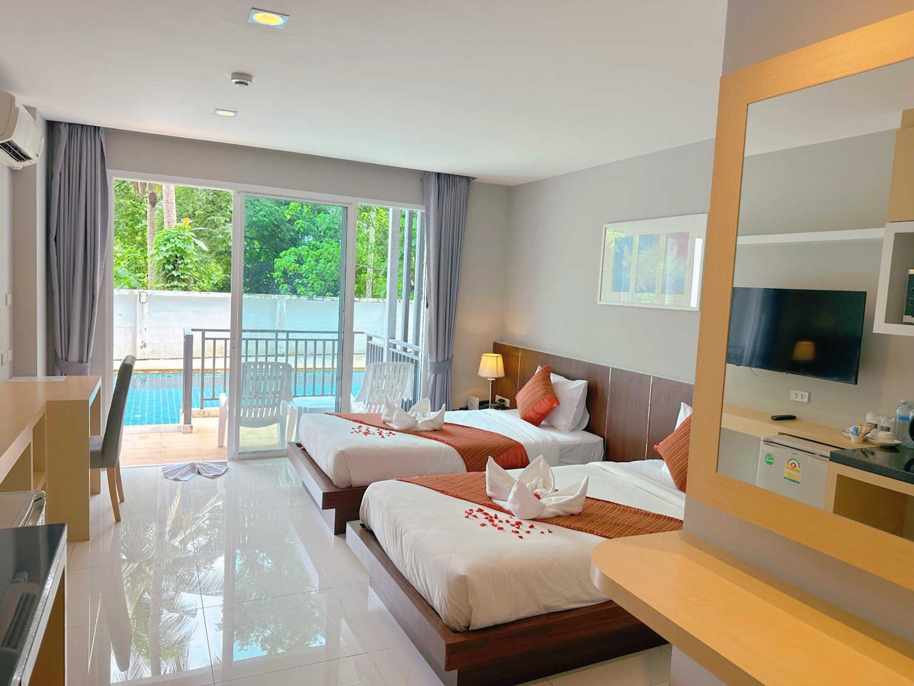 Deluxe, Twin Beds, Pool Access، Ahad Suite Ao Nang 3/10