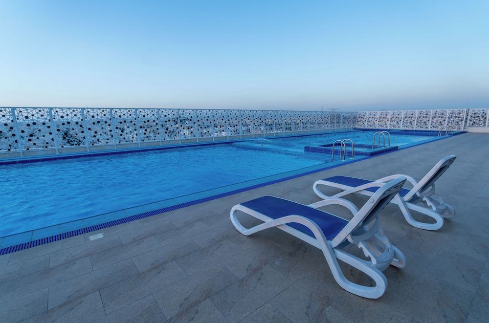 OYO 687 Sunday jeddah Hotel 56/60
