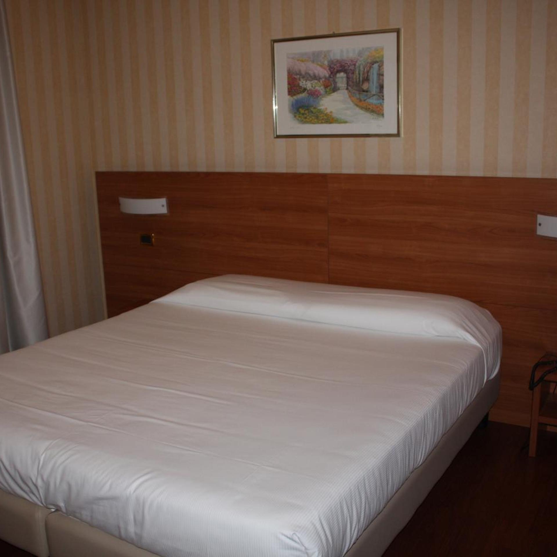 Economy, Double Bed