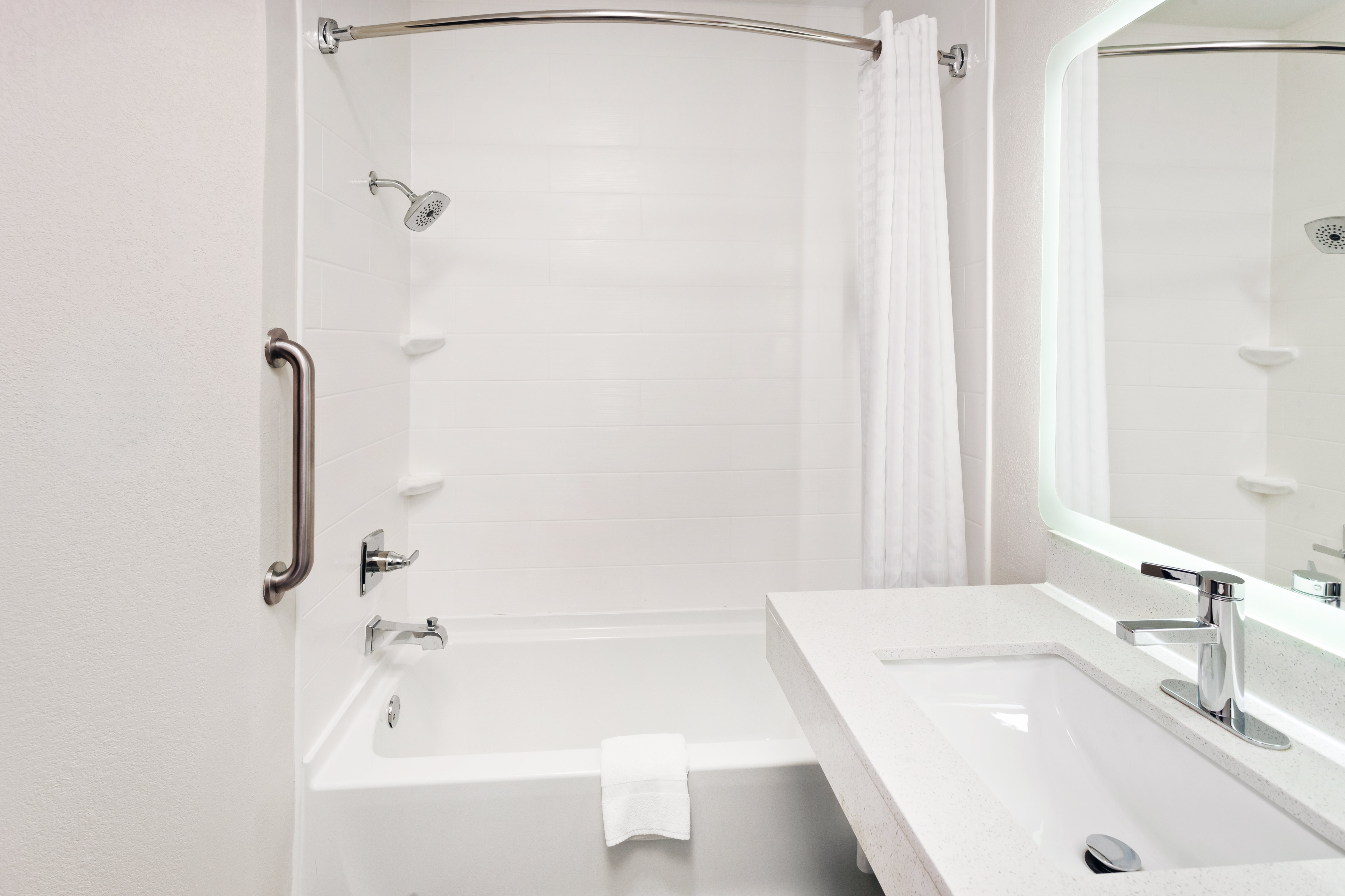 Candlewood Suites Harrisonburg 40/43