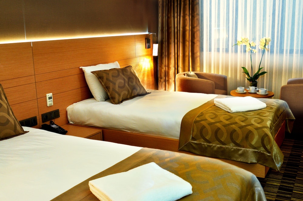 Starton Hotel 15/50