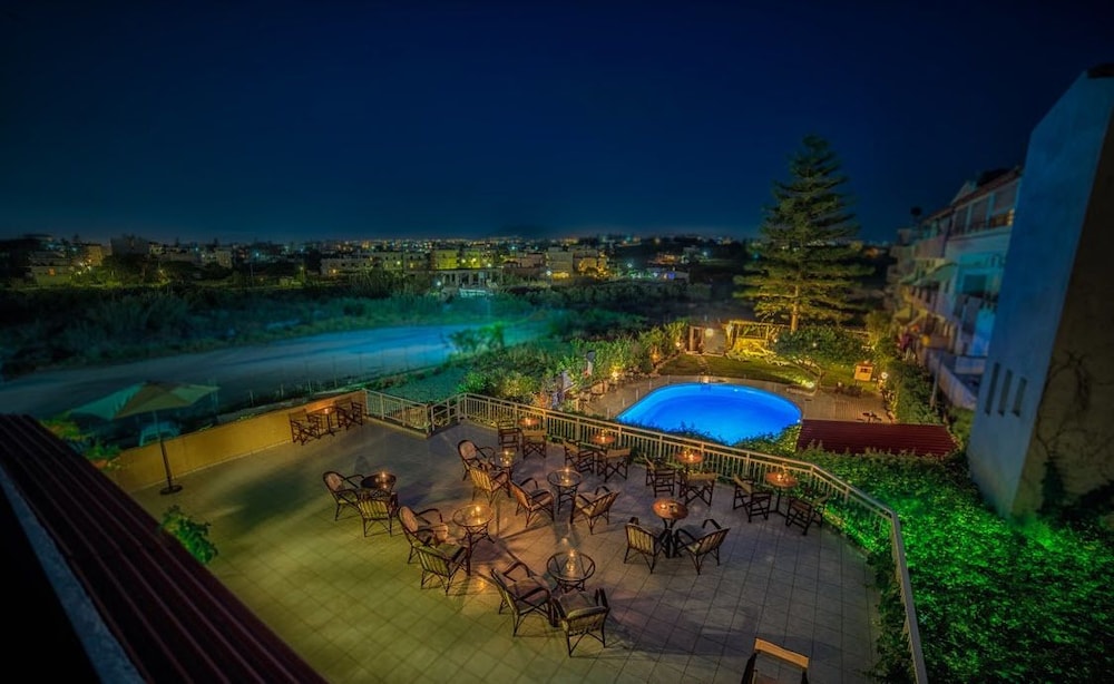 Roxani Hotel 23/32