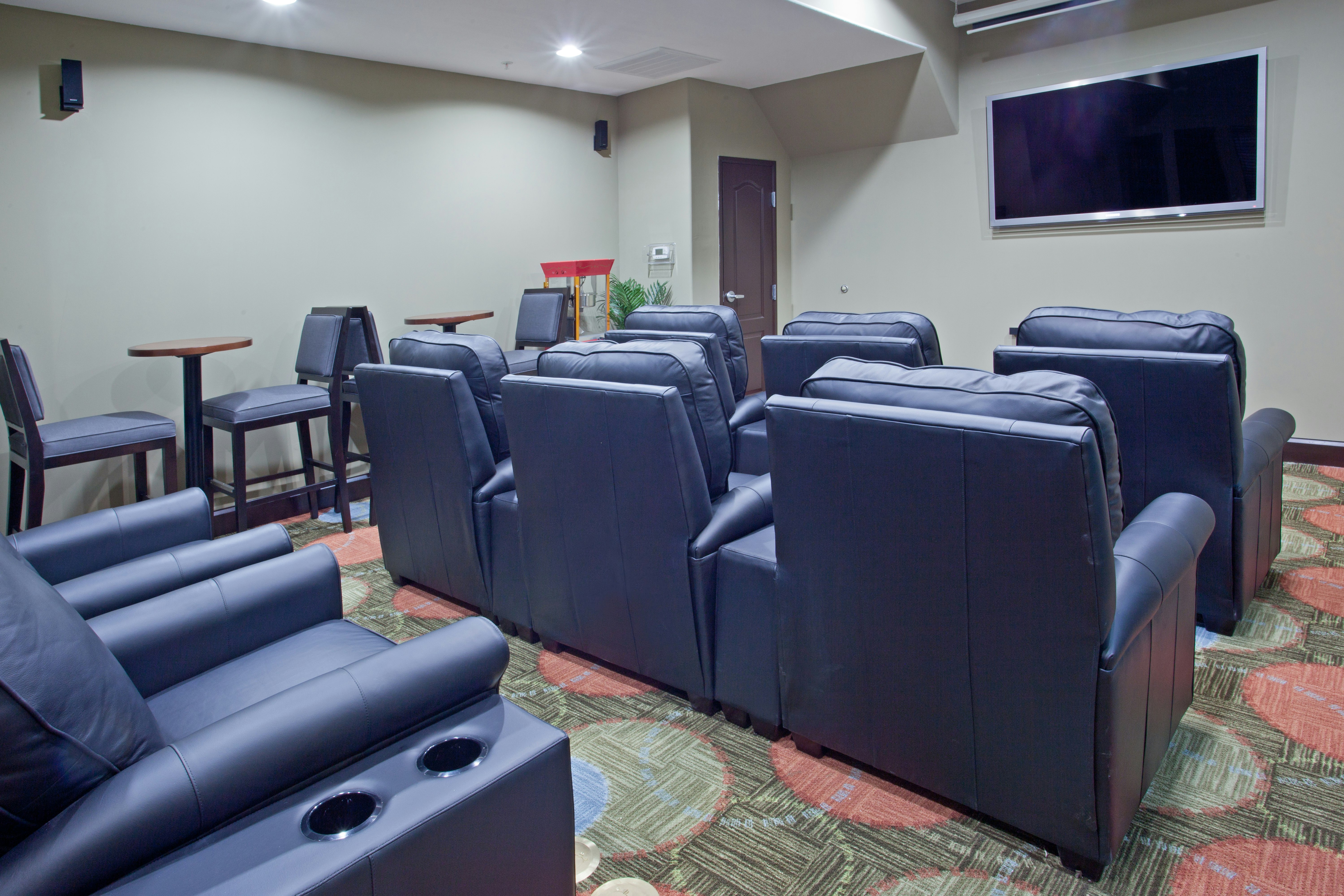 Staybridge Suites Houston Stafford Sugar Land 60/65