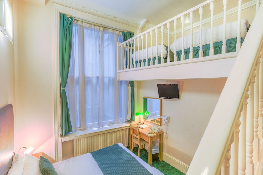 London Town Hotel 52/69
