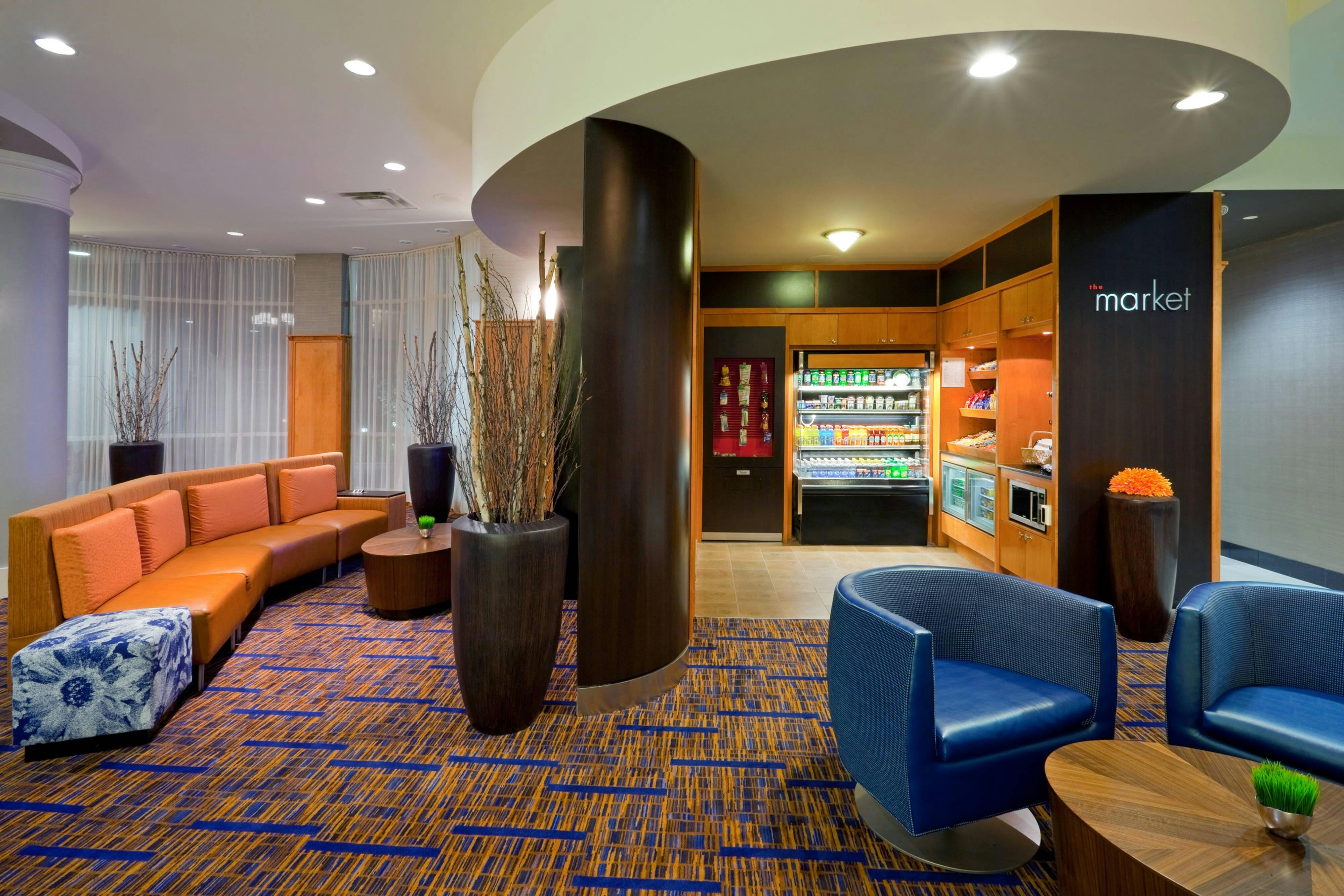 Courtyard By Marriott Toronto Markham 11/14